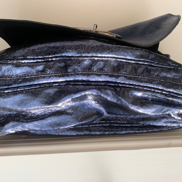 Mulberry Bayswater Clutch Cracked Metal Navy Blue Shoulder Bag - Picture 3 of 4